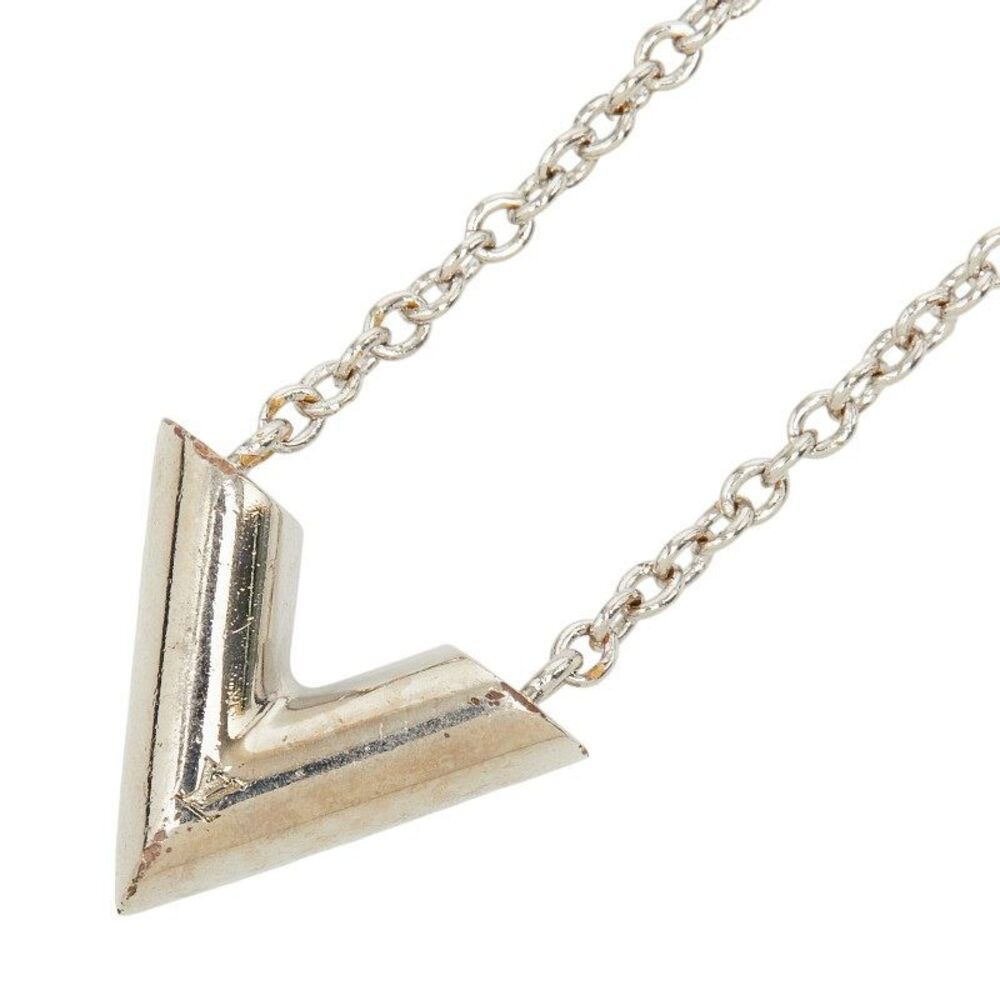 Louis Vuitton Essential V Necklace